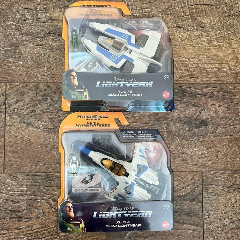 Lightyear 2022 Buzz XL-02 &!XL-07 Ship/Figure HyperSpeed Series Disney Pixar NEW